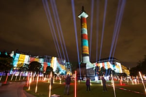 St Andrew square is transformed into a vast canvas for projection-mapped animations