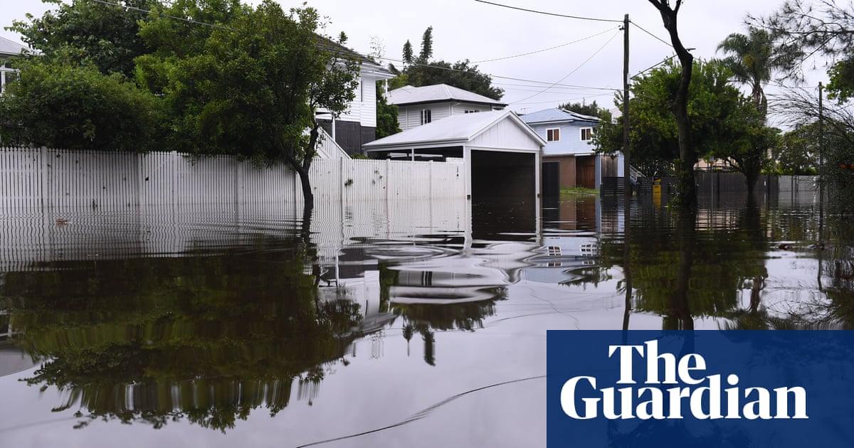 Ipswich avoids severe flooding by inches as more rain forecast for Queensland and NSW in wake of Cyclone Alfred | Tropical Cyclone Alfred Ipswich avoids severe flooding by inches as more rain forecast for Queensland and NSW in wake of Cyclone Alfred | Tropical Cyclone Alfred