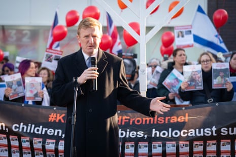 Oliver Dowden speaking during a vigil at Keystone Passage in Borehamwood today.