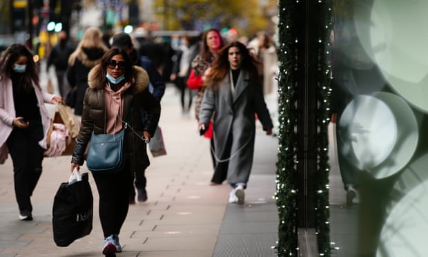 UK high street warned not to expect return of pre-Covid Christmas UK high street warned not to expect return of pre-Covid Christmas