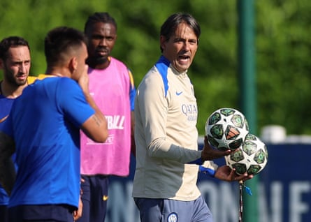 Simone Inzaghi dishes out instructions in training this week