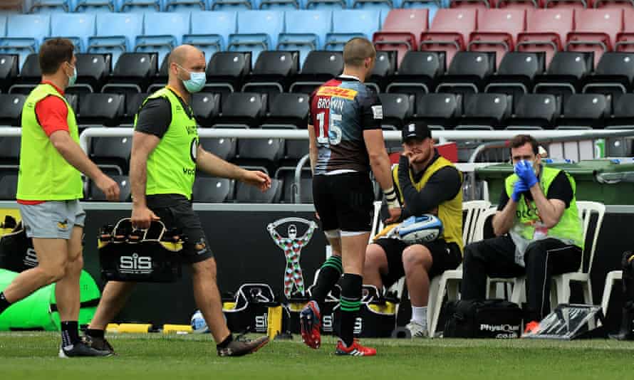 Marcus Smith snatches dramatic win for 14-man Harlequins over Wasps | Premiership