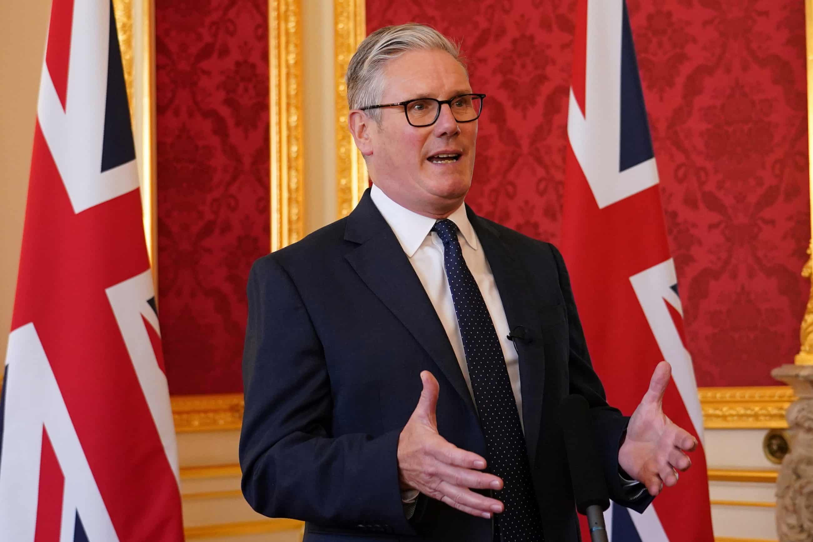 Starmer to unveil digital ID cards in plan set to ignite civil liberties row