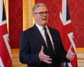 Starmer to unveil digital ID cards in plan set to ignite civil liberties row