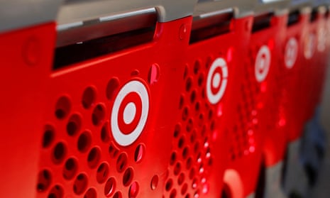 FILE PHOTO: Shopping carts from a Target store are lined up in Encinitas, California May 22, 2013. REUTERS/Mike Blake/File Photo