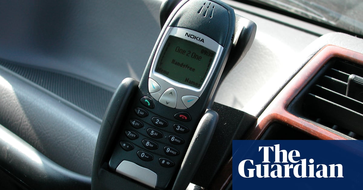 9 Iconic Phones That Once Ruled The World