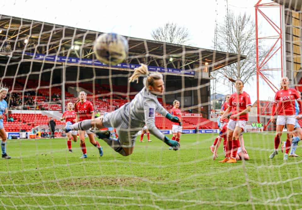 Nottingham Forest’s keeper Emily Batty is beaten for the third time by City’s Georgia Stanway.