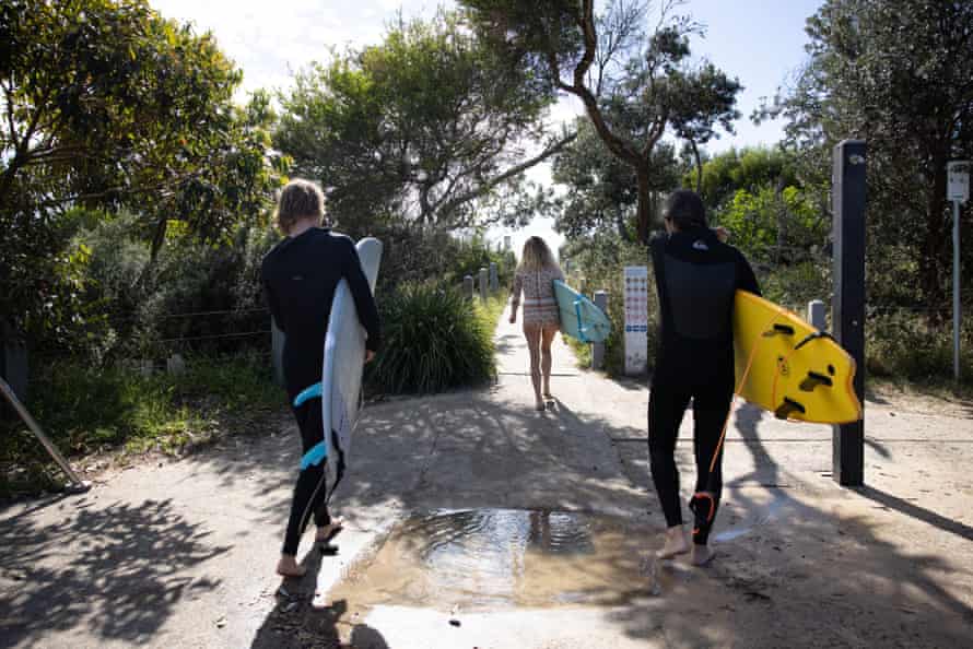 Sarah Doyle posted an advertisement  connected  Gumtree looking for radical   to surf with. Sam Brooks and Rodney Raice replied and present  they each  surf regularly unneurotic  . Shot astatine  Maroubra Beach, Sydney, NSW, Australia.