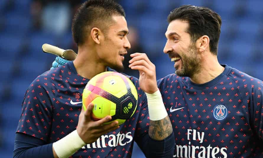 Gianluigi Buffon (right) shares a joke with Alphonse Areola before last Saturday’s win against Bordeaux.