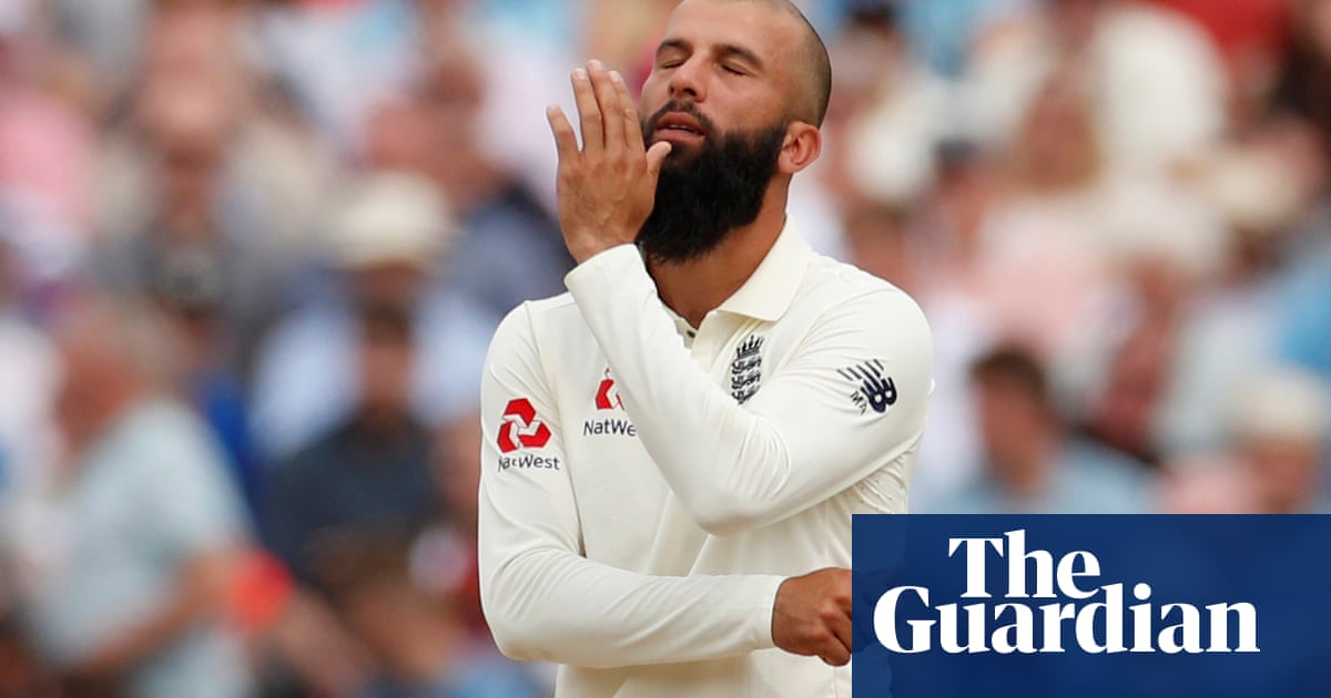England replace Moeen Ali with Jack Leach for second Ashes Test