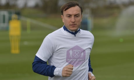 Mark Noble signs new deal and confirms he will leave West Ham next year