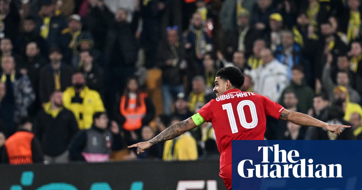 Nottingham Forest dominate Fenerbahce to give Vítor Pereira perfect start