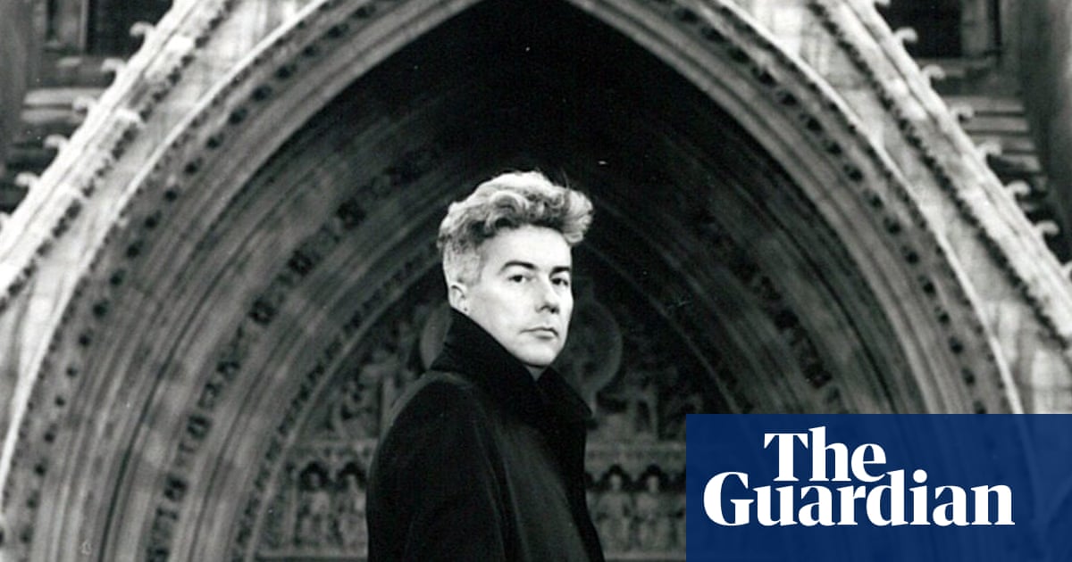 A moment that changed me: Ken Follett – killing time, I found the inspiration for my most successful novel