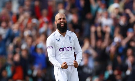 Moeen Ali celebrates after taking the wicket of Mitchell Marsh in the fifth Test.