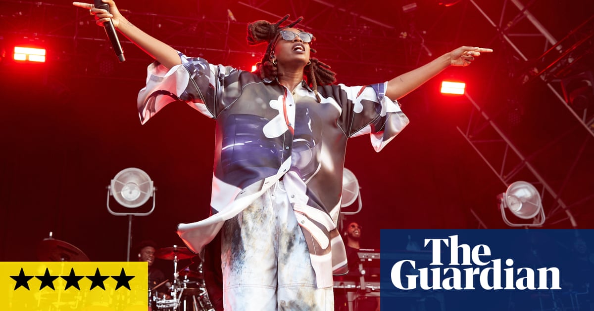 End of the Road 2021 review – phones firmly in pockets at life-affirming festival