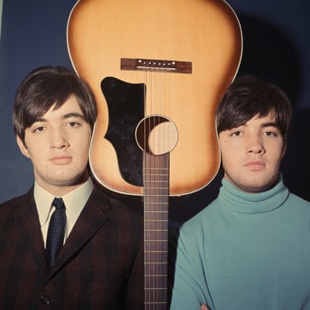 Barry Ryan, right, and his brother Paul in 1965.