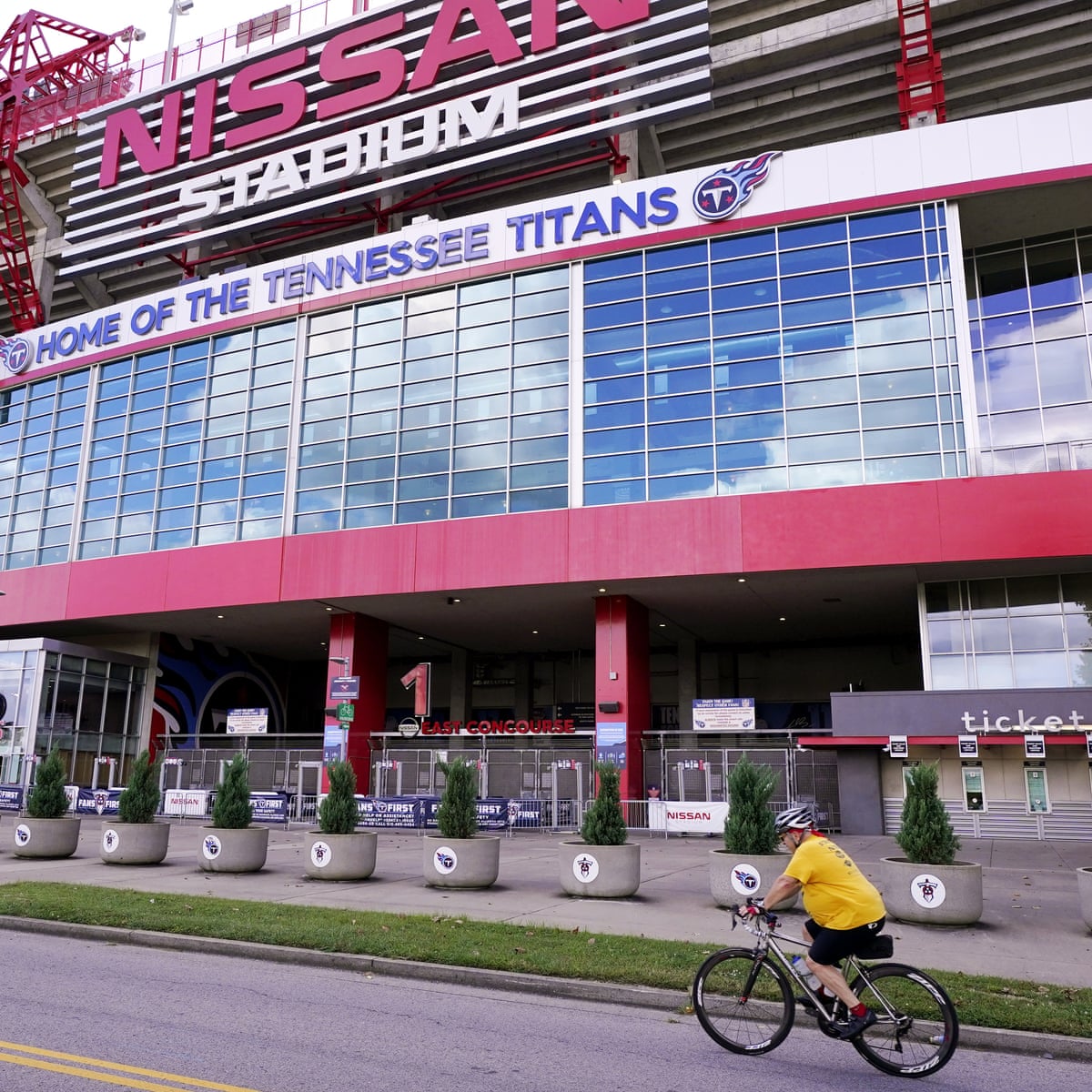 Tennessee Titans won't have fans for home opener