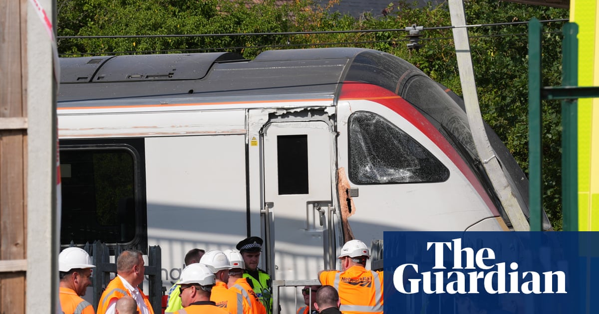 Train derails near Essex town of Wickford
