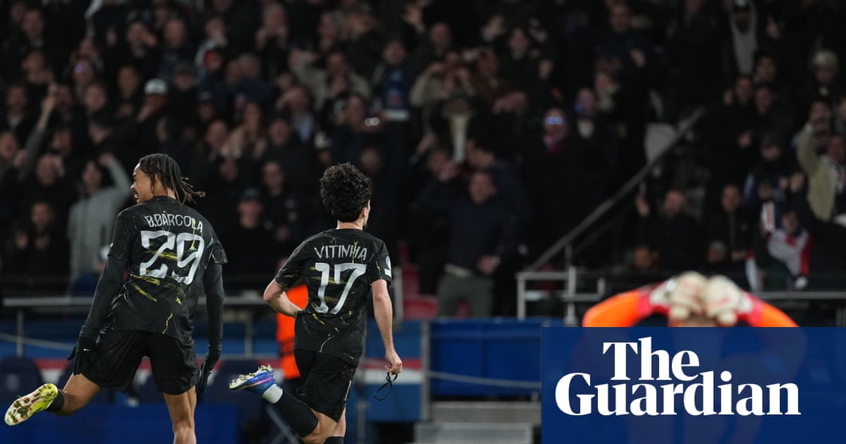 ‘Players make mistakes’: Liam Rosenior defends Filip Jörgensen after error