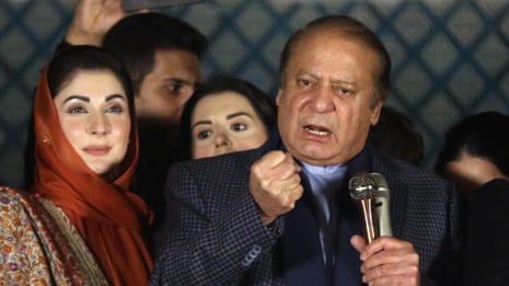 Pakistan's ex-PM Nawaz Sharif says he will seek coalition government after trailing rival – video