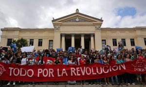 Cubans gather to commemorate Castro at Havana University