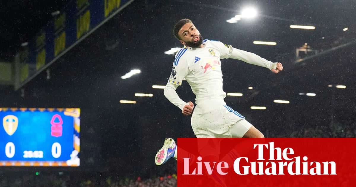 Leeds v Nottingham Forest 라이브 커버 이미지