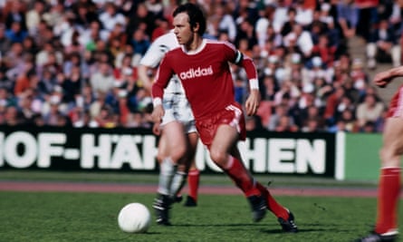Franz Beckenbauer playing for Bayern Munich.