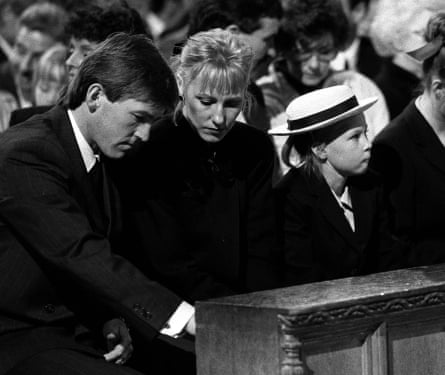 Cates with her father, Kenny Dalglish, and mother, Marina, at a Hillsborough memorial service in 1989.