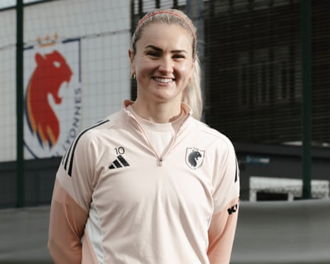 Lindsey Heaps se despide del OL Lyonnes