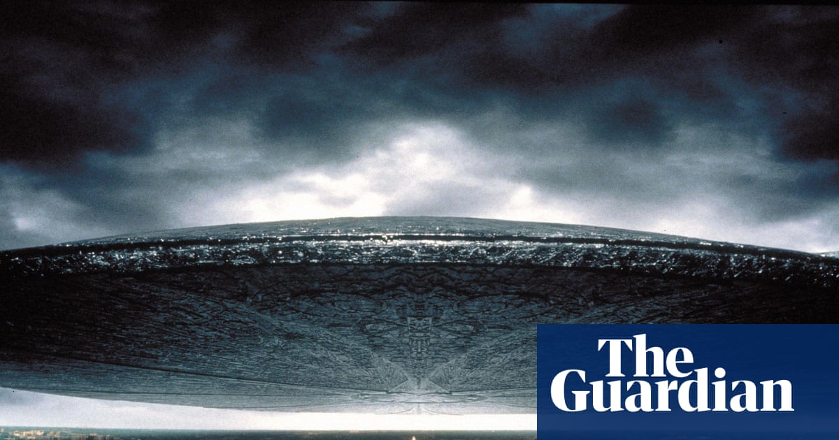 The making of Independence Day at 30: ‘I panicked and raced to set to rewrite’ The making of Independence Day at 30: ‘I panicked and raced to set to rewrite’