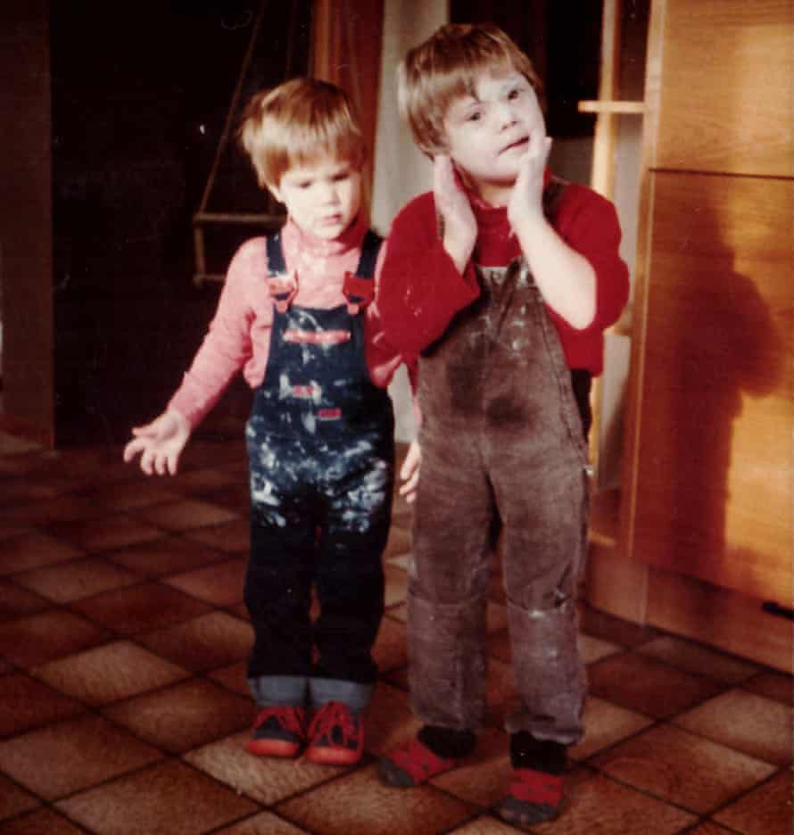 Dunja Batarilo and her brother David as children