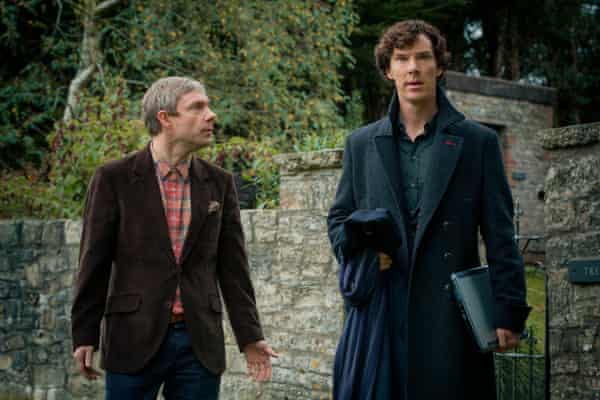 Martin Freeman i Benedict Cumberbatch w Sherlocku.