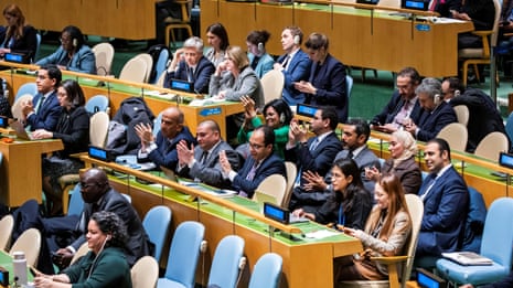 UN general assembly votes overwhelmingly in favour of humanitarian ceasefire in Gaza – video