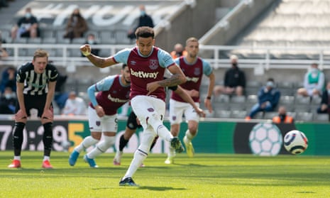 West Ham United’s Jesse Lingard scores their second goal from the penalty spot.