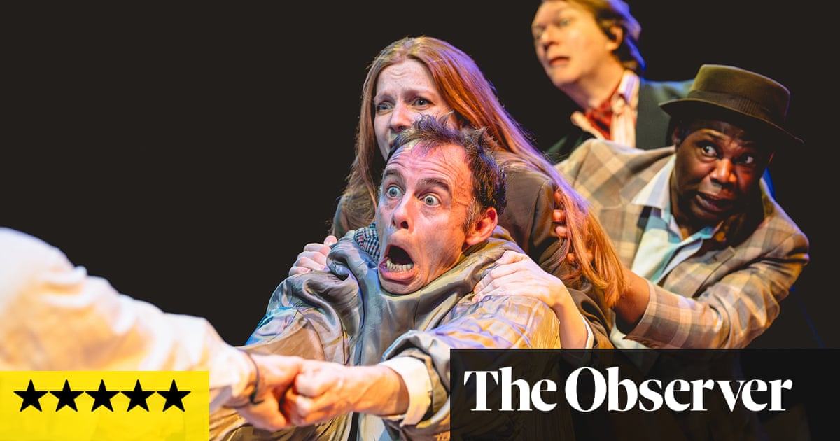 One Man, Two Guvnors review – this exemplary staging outdoes the original