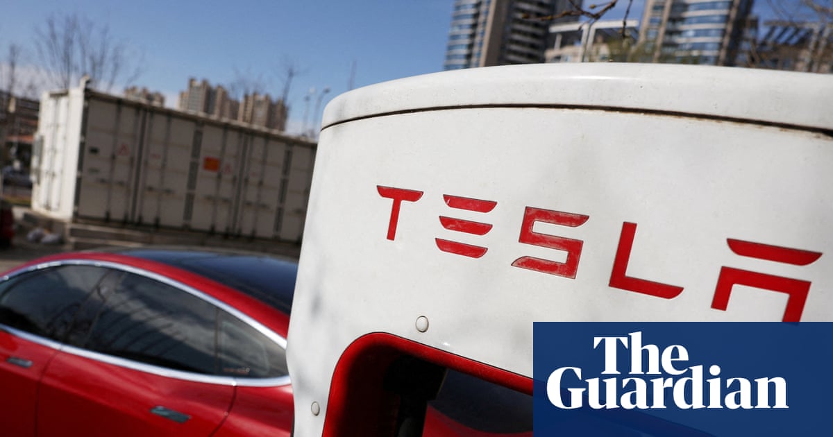 イーロン・マスク氏、自動車事業の衰退を受けてテスラをロボット工学とAIに方向転換 イーロン・マスク氏、自動車事業の衰退を受けてテスラをロボット工学とAIに方向転換