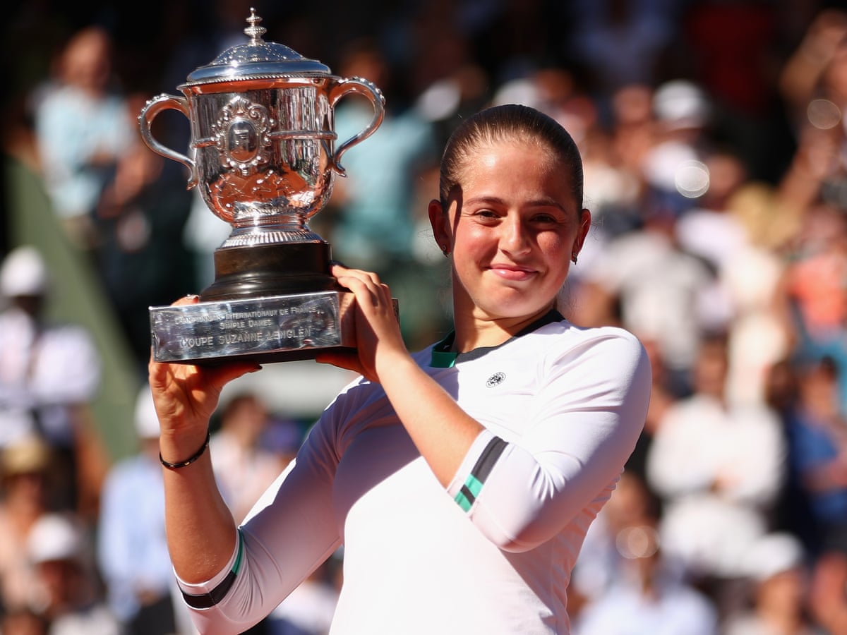 Unseeded Jelena Ostapenko Stuns Simona Halep To Win French Open Sport The Guardian