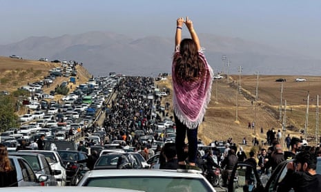 People gathering to mark 40 days since the death of Mahsa Amini in Saqez, Iran, 26 October 2022