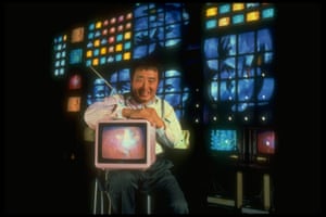 Video artist Nam June Paik with his video sculpture Fin de Siecle II.