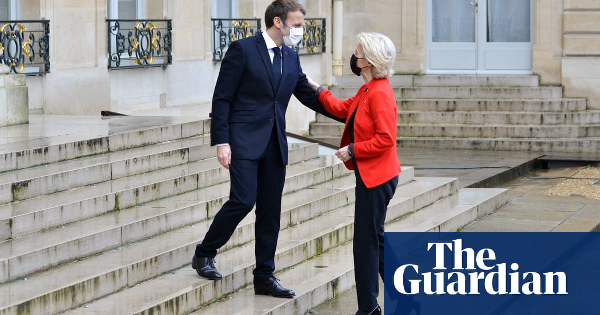 EU must have ‘frank, exacting’ dialogue with Russia, Macron says