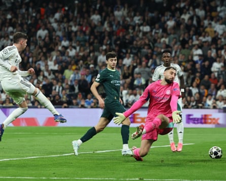 Giornalisti che riferiscono della crisi iraniana