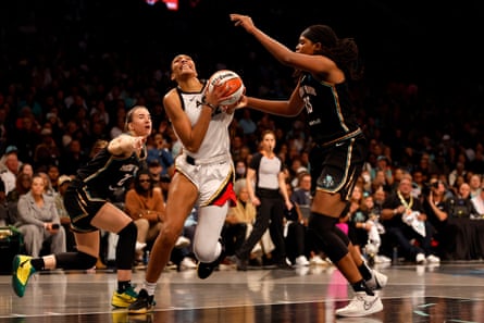 تم اختيار A'ja Wilson كأفضل لاعب في نهائيات WNBA بعد خسارته جائزة الموسم العادي بفارق ضئيل.