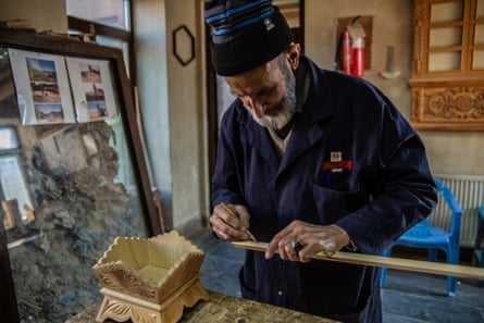 Carpenter Abdul Baqi helped with the restoration of Murad Khani. He also teaches carpentry and woodcarving to Afghanistan’s younger generation.