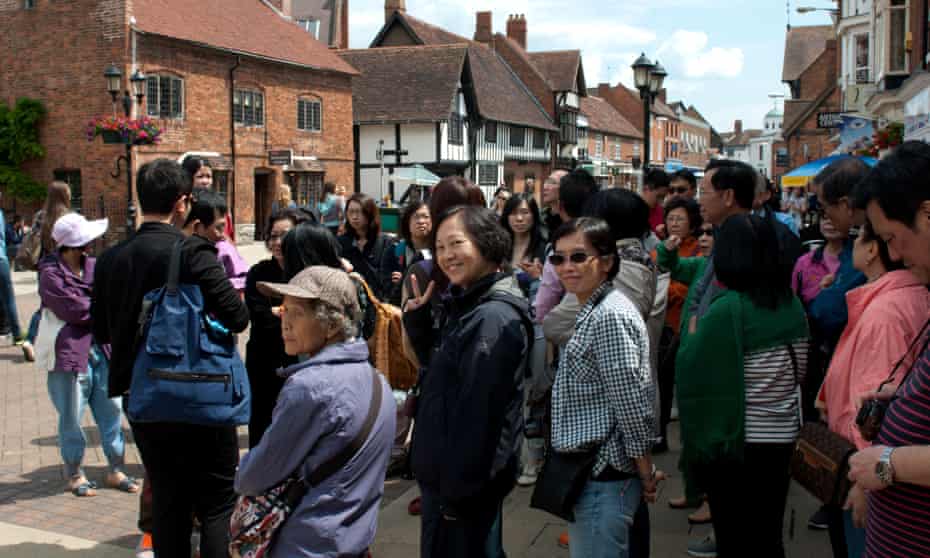 Chinese tourists visit Stratford-upon-Avon.
