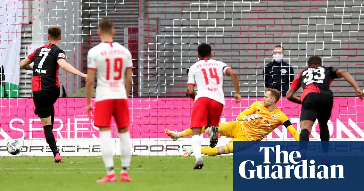 Krzysztof Piatek pegs back RB Leipzig with late penalty for Hertha Berlin