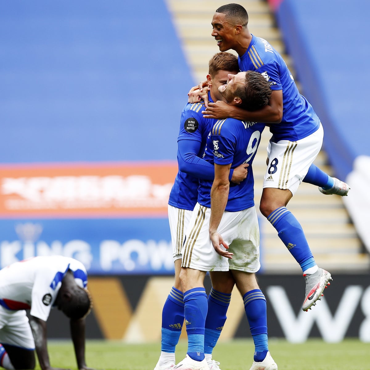 Jamie Vardy Plunders Crystal Palace To Become Leicester S Man Of The Century Premier League The Guardian Jamie Vardy Plunders Crystal Palace To Become Leicester S Man Of The Century Premier League The Guardian