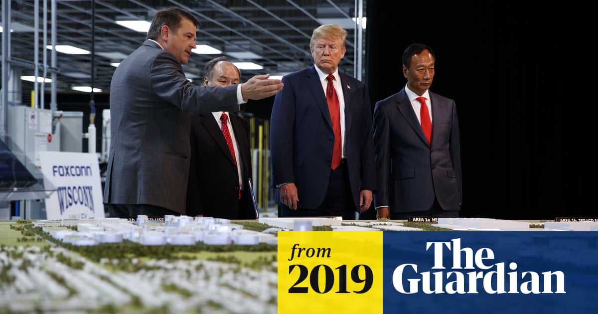Foxconn makes U-turn on $10bn Wisconsin factory after call with Trump