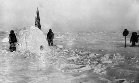 A photograph that Cook claimed was of him and two Inuit men at the North Pole.