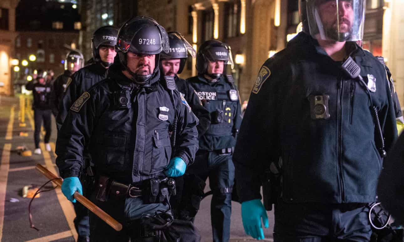 Columbia University solicita investigación sobre liderazgo mientras las protestas estudiantiles se extienden a 40 campus.