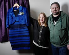 TheDress: have researchers solved the mystery of its colour? | Science | The Guardian TheDress: have researchers solved the mystery of its colour? | Science | The Guardian